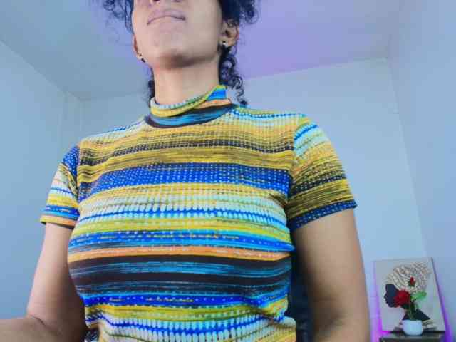 Ellie-Alves webcam
