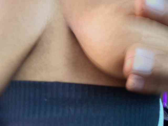 Ellie-Alves webcam