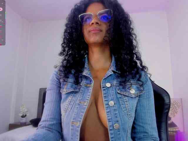 Ellie-Alves webcam