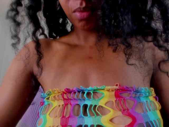 Ellie-Alves webcam