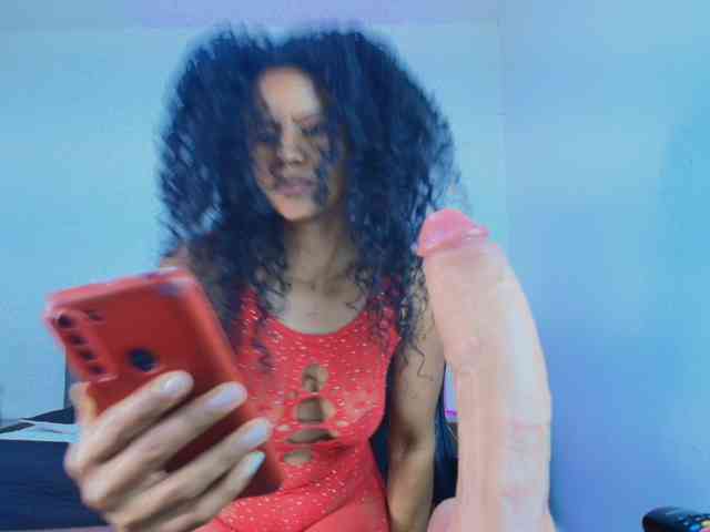 Ellie-Alves webcam