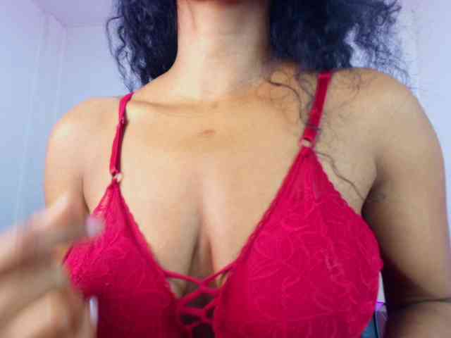 Ellie-Alves webcam