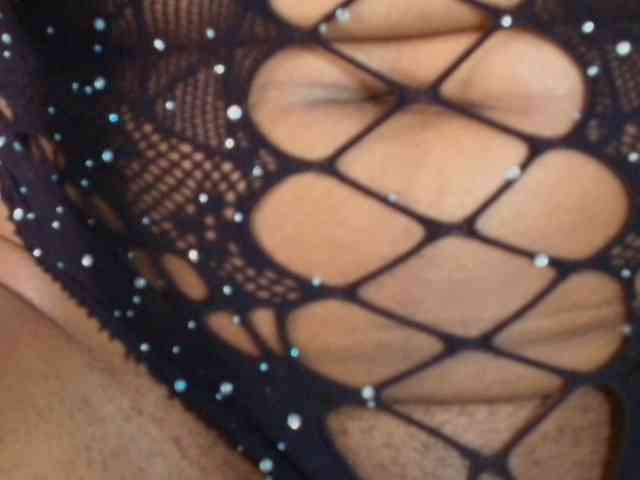 Ellie-Alves webcam