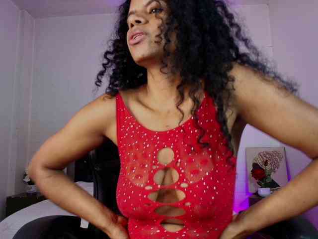 Ellie-Alves webcam