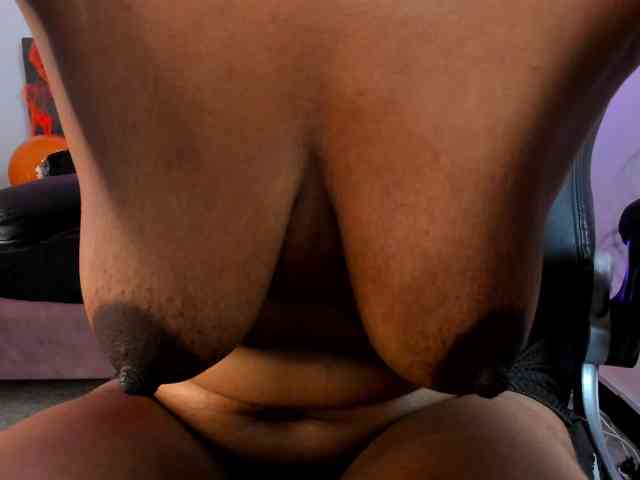 Ellie-Alves webcam