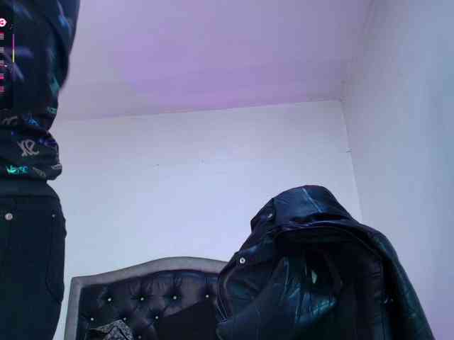Ellie-Alves webcam