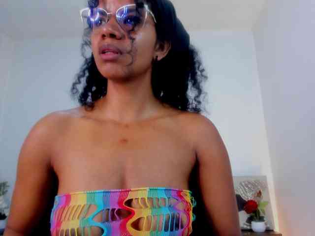 Ellie-Alves webcam