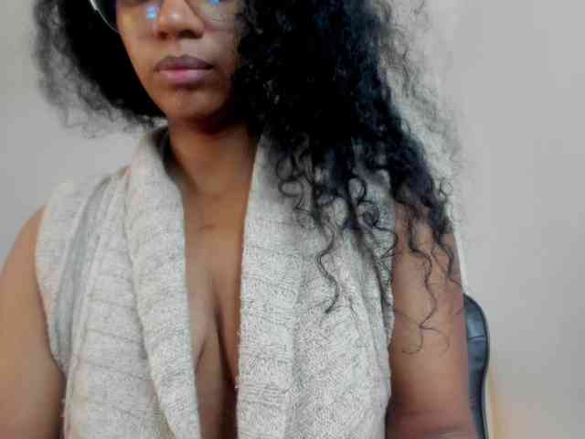 Ellie-Alves webcam