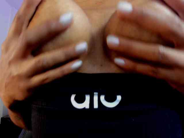 public voyeur web cam Ellie-Alves