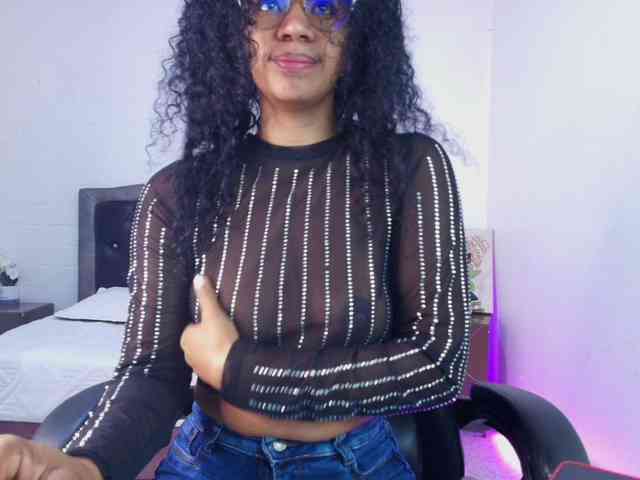 Ellie-Alves webcam