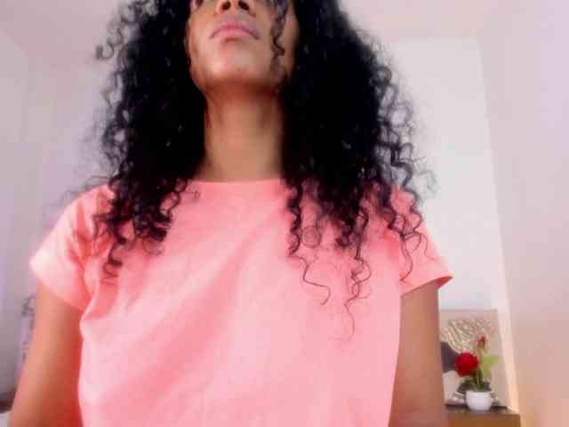 Ellie-Alves webcam