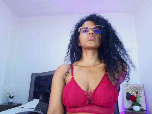 Ellie-Alves webcam