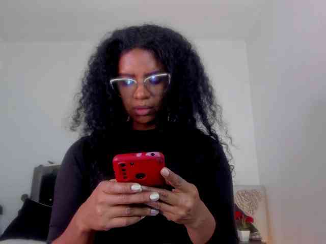 Ellie-Alves webcam
