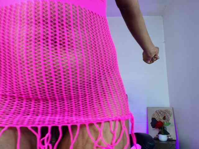 Ellie-Alves webcam
