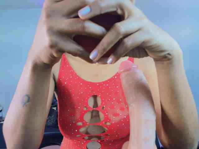 Ellie-Alves webcam
