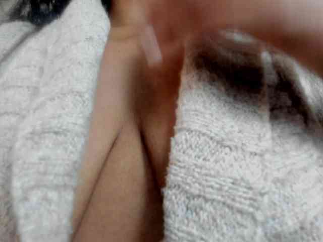 Ellie-Alves webcam