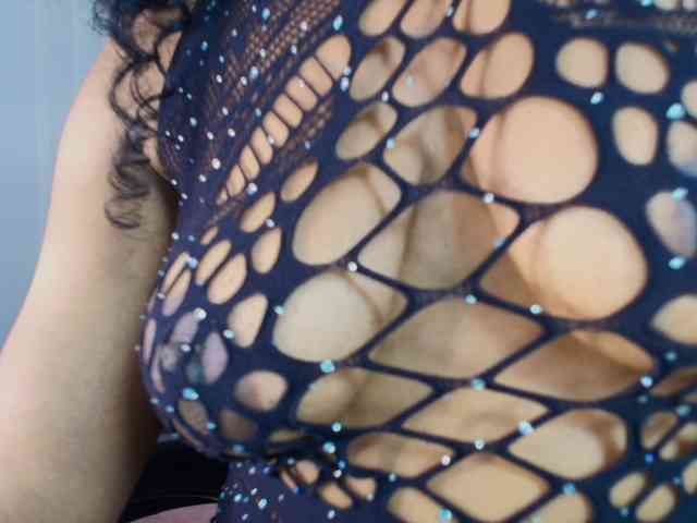 Ellie-Alves webcam