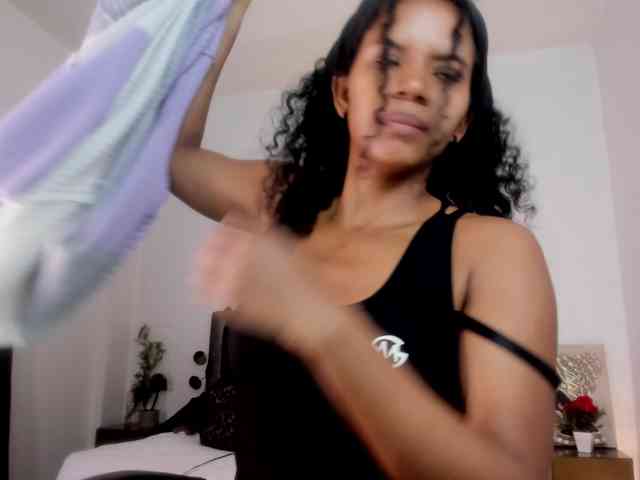 Ellie-Alves webcam