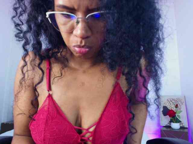 Ellie-Alves webcam