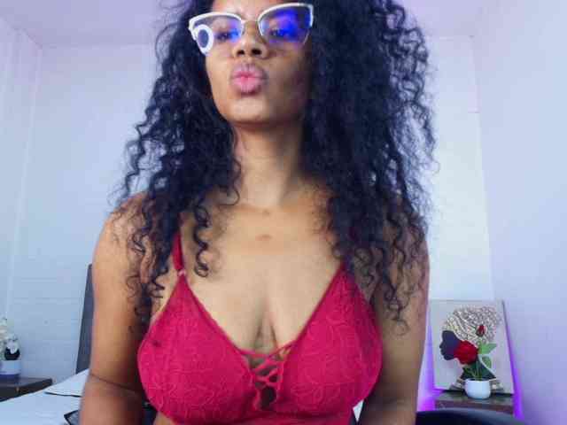Ellie-Alves webcam
