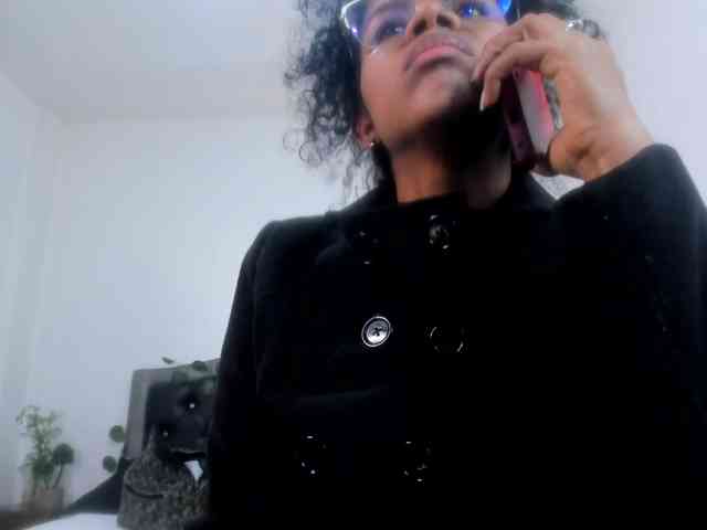 Ellie-Alves webcam