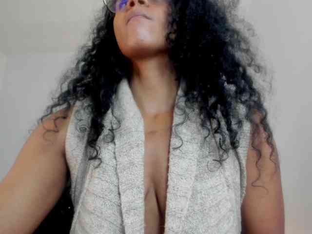 Ellie-Alves webcam