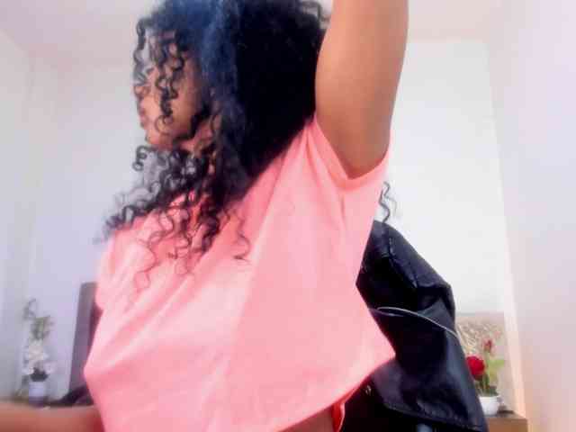 Ellie-Alves webcam