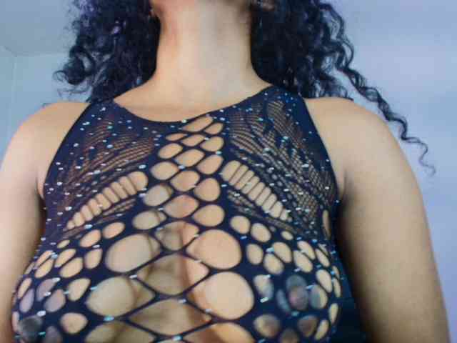Ellie-Alves webcam