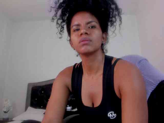 Ellie-Alves webcam