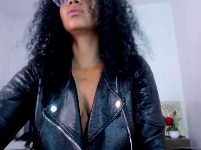 Ellie-Alves webcam