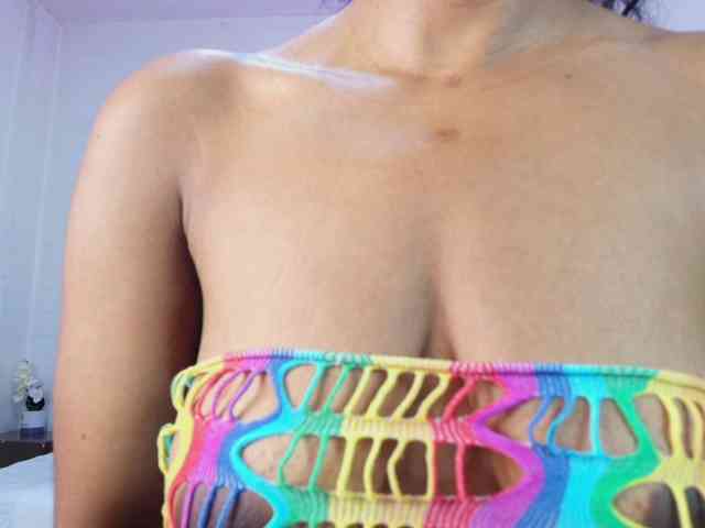 Ellie-Alves webcam