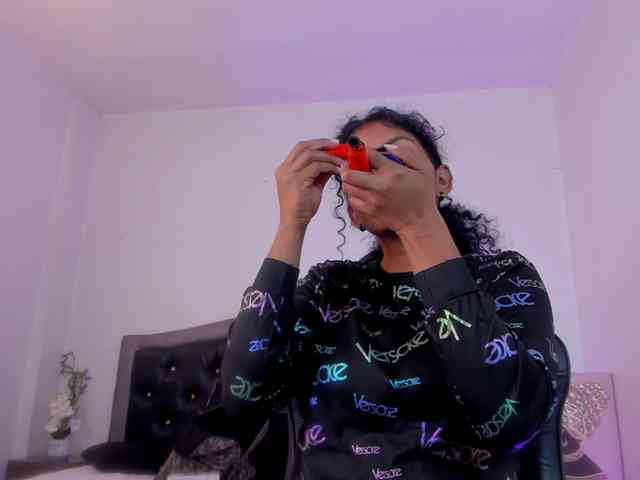 Ellie-Alves webcam