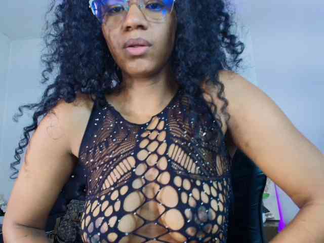 Ellie-Alves webcam