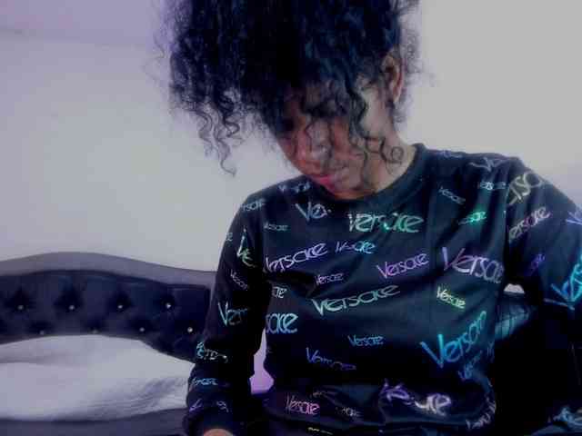 Ellie-Alves webcam