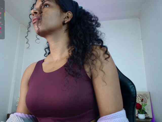 Ellie-Alves webcam