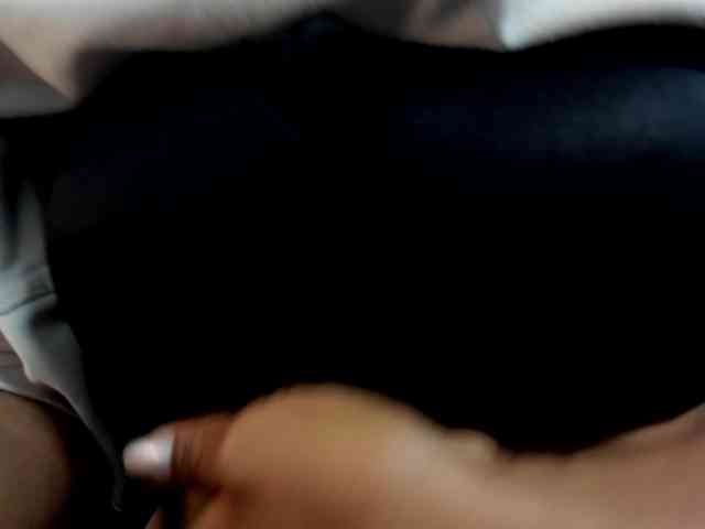 Ellie-Alves webcam