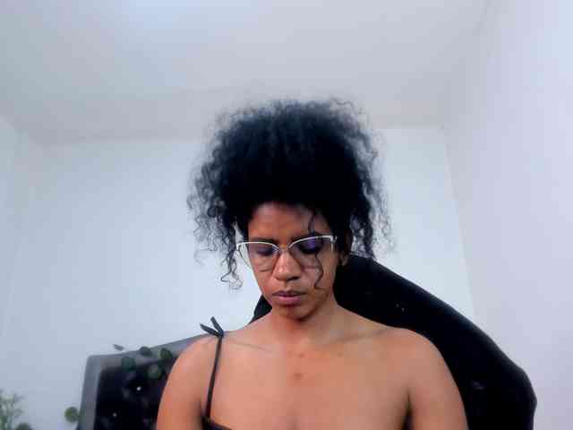 Ellie-Alves webcam