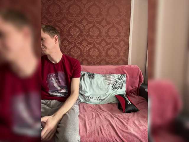 monmarter9339's BongaCams show and profile