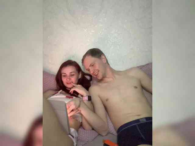 monmarter9339 Live Webcam on BongaCams