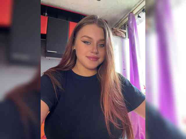 Miss_Nestle webcam