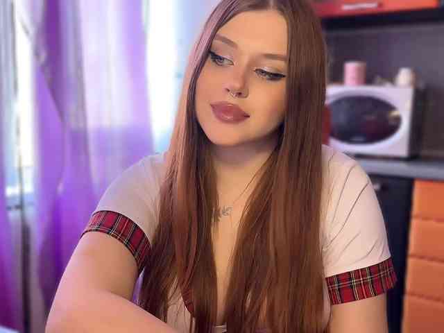 Miss_Nestle webcam