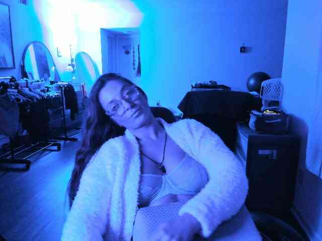 BellaBloom webcam