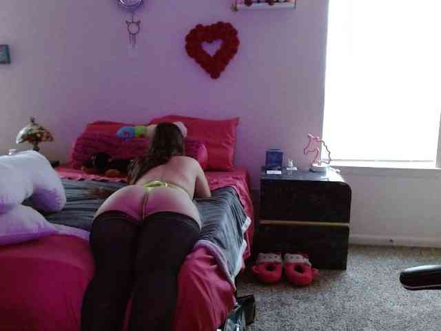 BellaBloom webcam