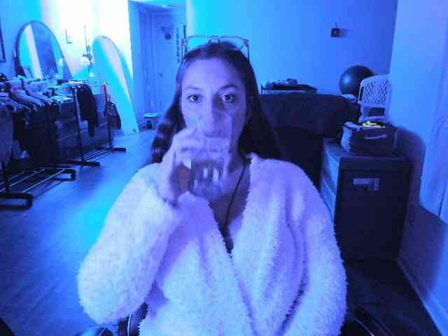 BellaBloom webcam