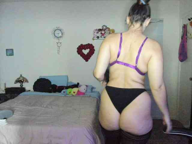 BellaBloom webcam
