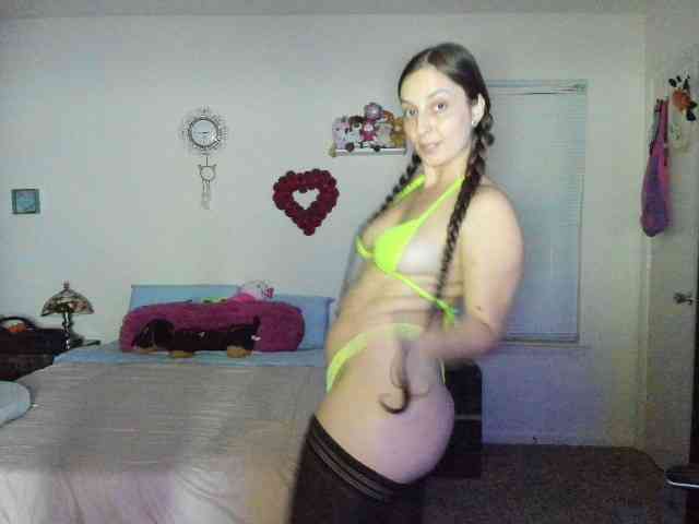 BellaBloom webcam