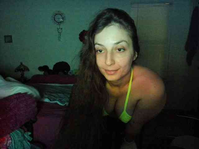 BellaBloom webcam