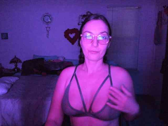 BellaBloom webcam
