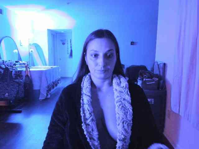 BellaBloom webcam