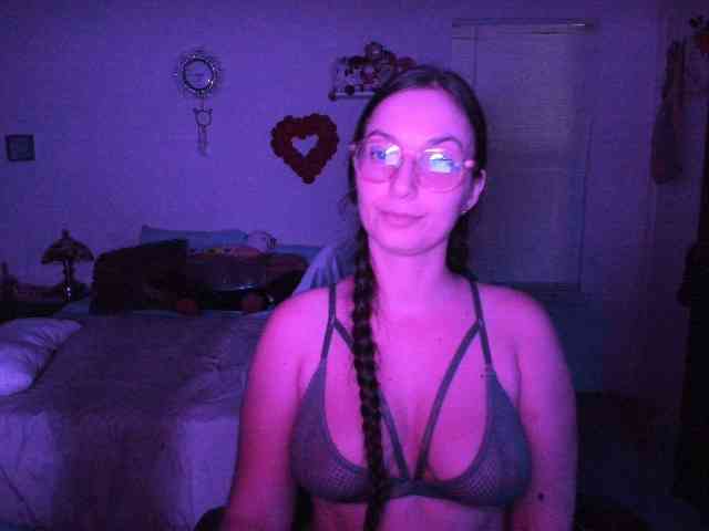 BellaBloom webcam